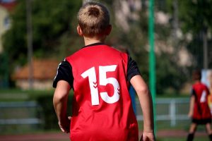 Ubranie sportowe. Trening może być przyjemnością – akcesoria piłkarskie do treningu.