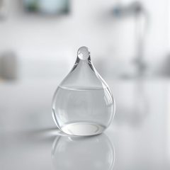 Reakcja alergiczna na kwas hialuronowy – objawy, leczenie i ryzyko